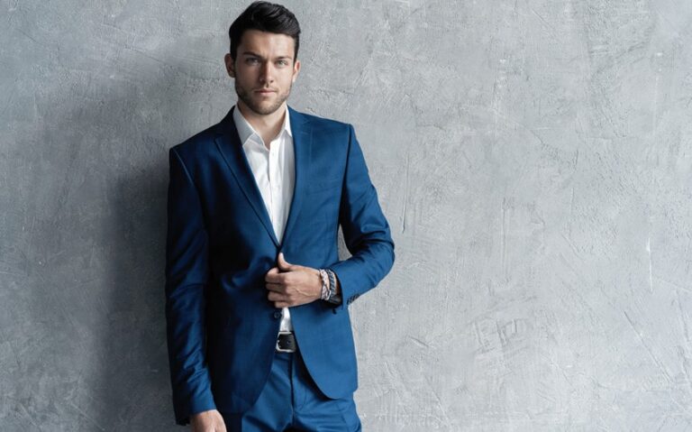 How Blue Changes the Way a Wedding Looks and Feels